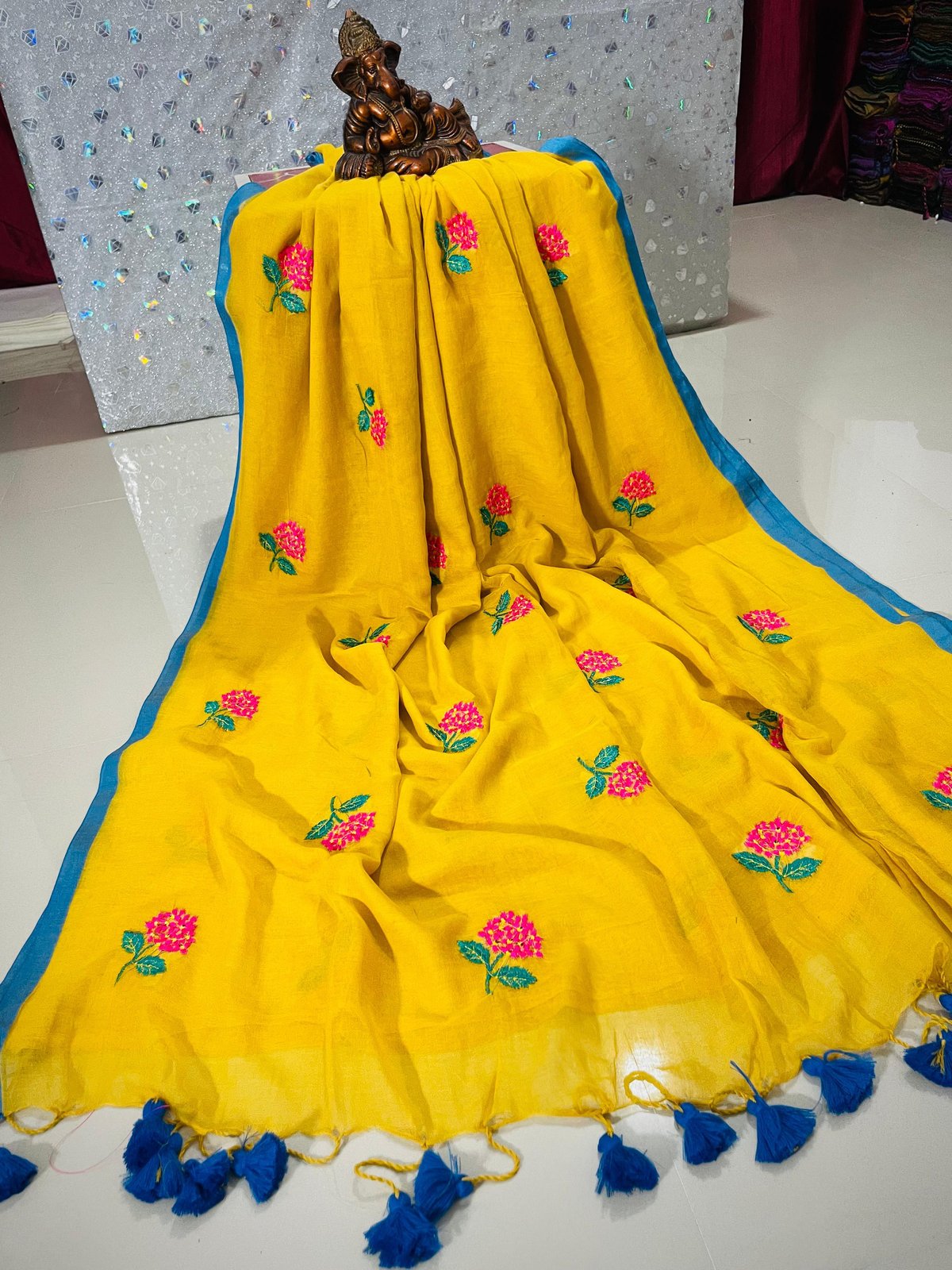 TRENDING PREMIUM MULL COTTON HAND EMBROIDERY SAREE