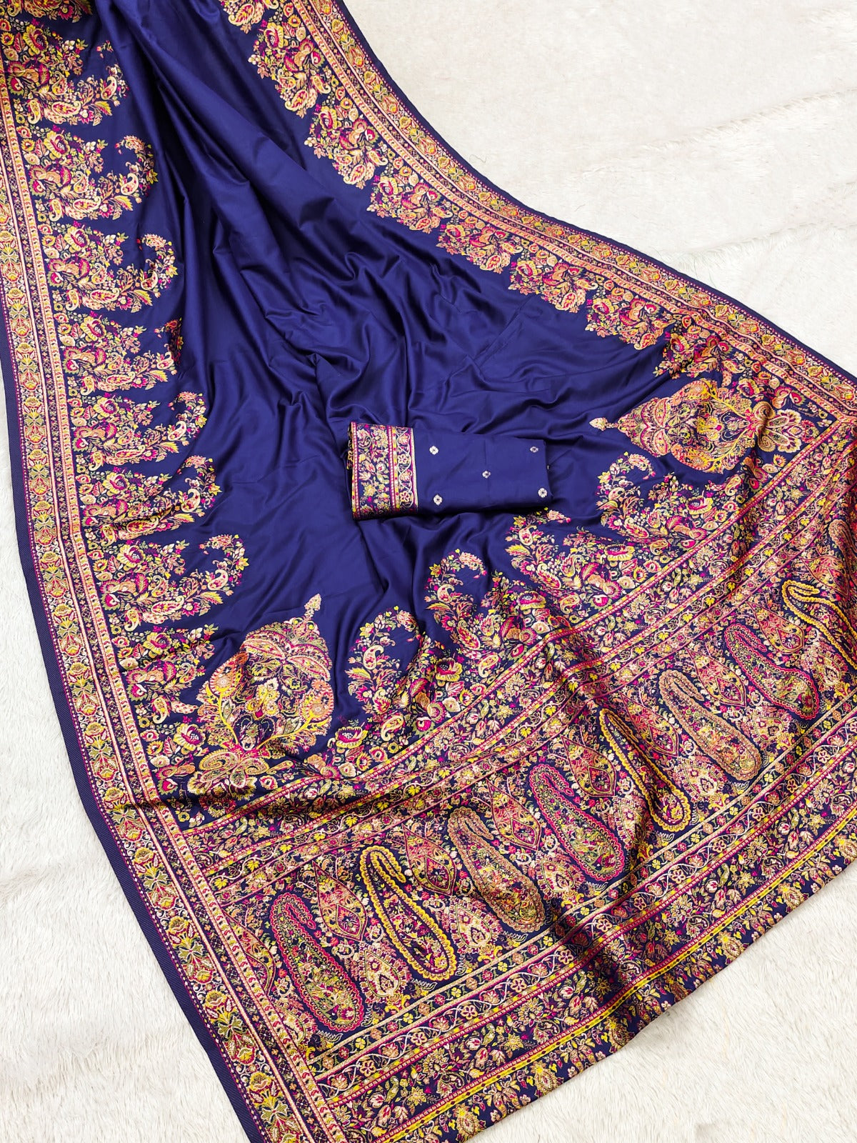 Super soft pure (unique collection) party wear karani pashmina Silk