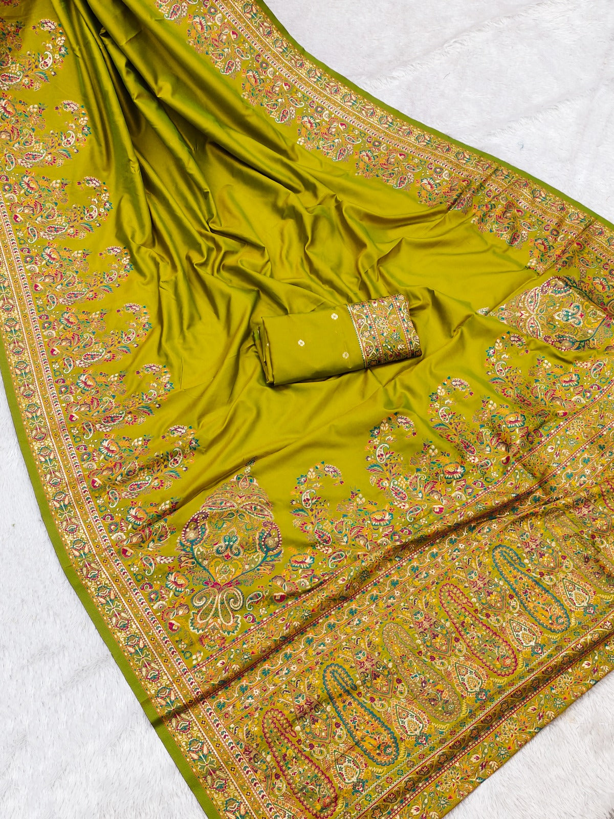 Super soft pure (unique collection) party wear karani pashmina Silk