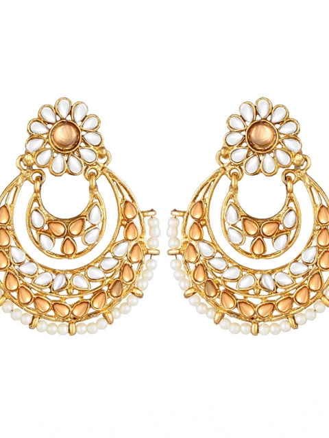 Women's Rose Gold Plated Alloy Kundan Earrings & Mangtikka (White & Gold)