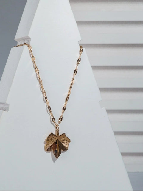 Women's Stainless Steel Leaf Pendent Delicate Chain (Gold Plated)