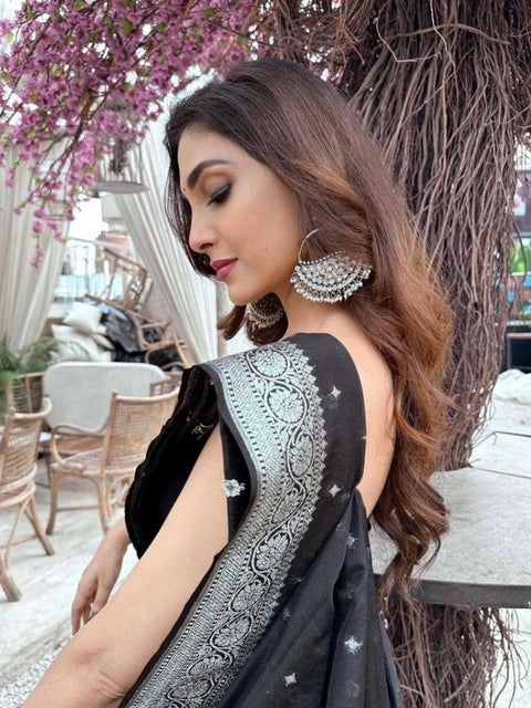 Women's Silk Printed Saree With Unstitched Blouse 5.5Mtr (Black)