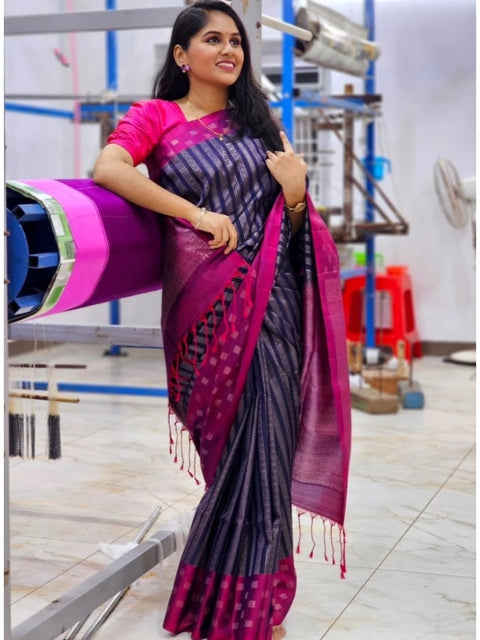 Women's Silk Printed Saree With Unstitched Blouse 5.5Mtr (Navy Blue)