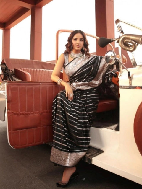Women's Silk Printed Saree With Unstitched Blouse 5.5Mtr (Black)