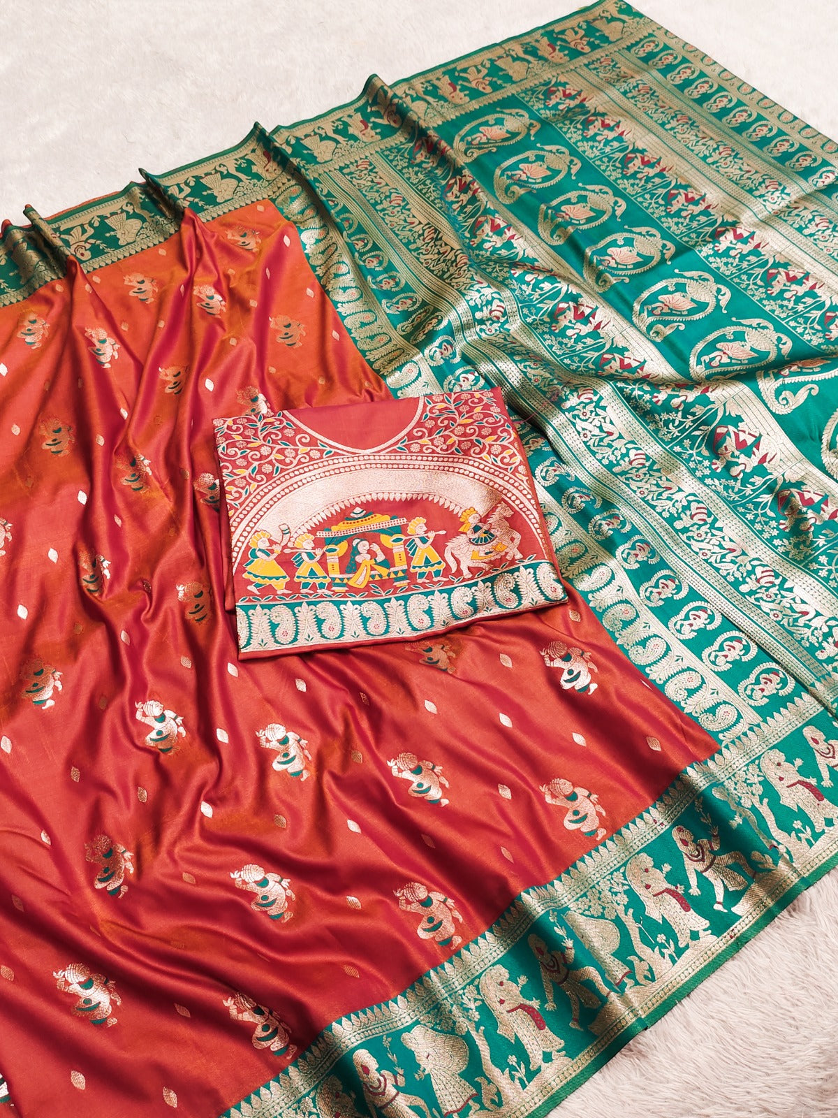 Premium Quality Pure Triple Tone Bishnupuri Swarnachuri Silk