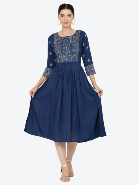 Generic Women's Casual Rayon 3-4th Sleeves Kurti (Blue)