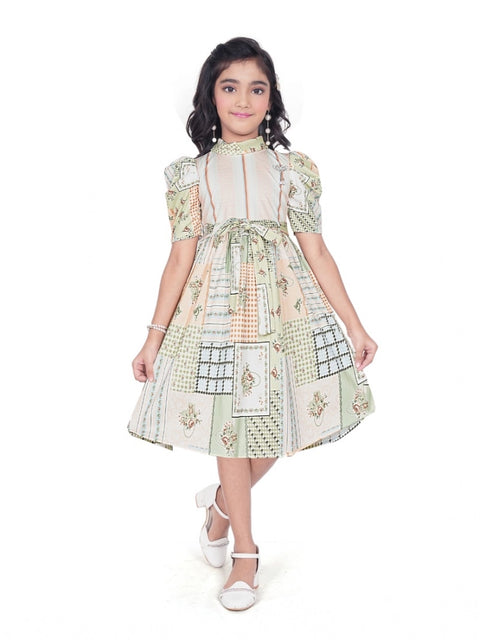 Generic Girl's Digital Knitted Printed Half Sleeve Close Neck Dress (Light Green)