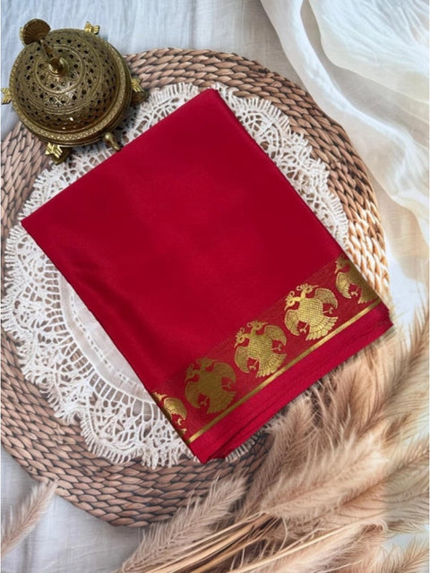 Women's Crepe Chit Pallu Solid Saree With Unstitched Blouse 5.5Mtr (Red)