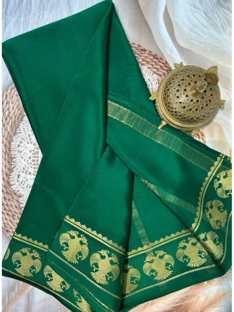 Women's Crepe Chit Pallu Solid Saree With Unstitched Blouse 5.5Mtr (Green)