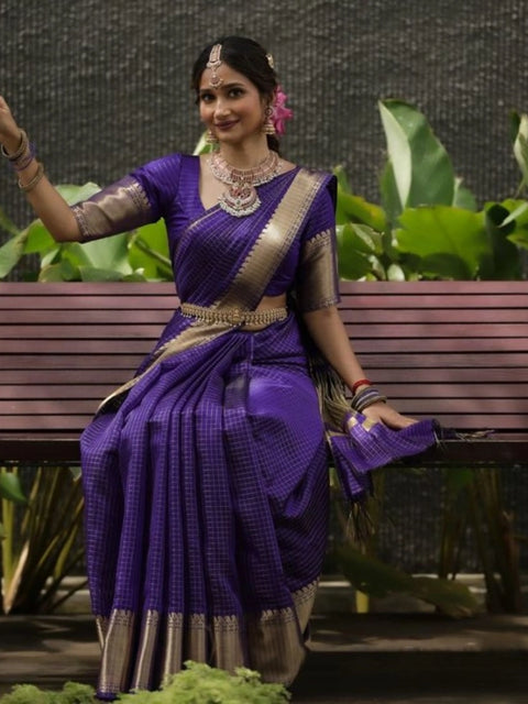 Women's Banarasi Silk Printed Saree With Unstitched Blouse 5.5Mtr (Purple)