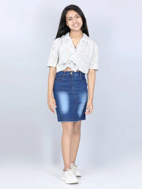 Generic Girl's Denim Solid Buttoned Skirt (Blue)