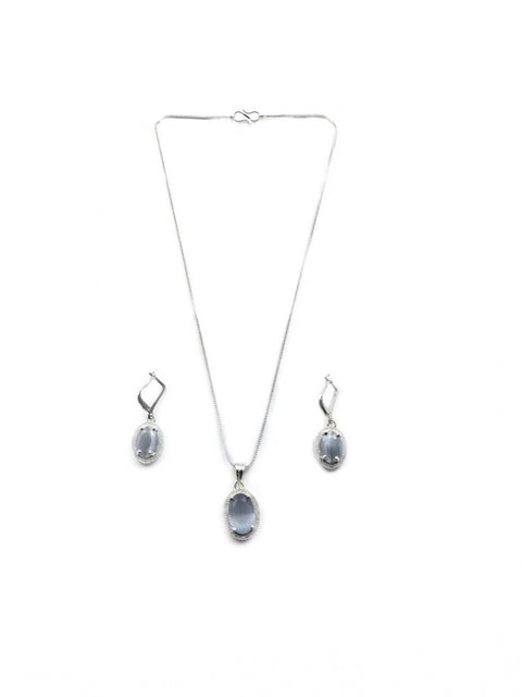 Women's Brass Silver Plated Pendant Set (Grey)