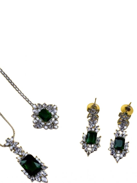 Women's Brass Silver Plated Pendant Set (Green)