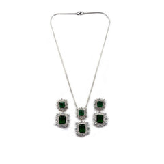 Women's Brass Silver Plated Pendant Set (Green)