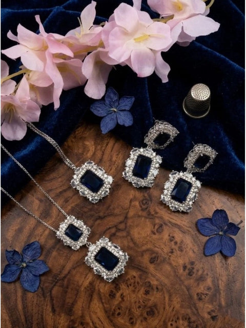 Women's Brass Silver Plated Pendant Set (Blue)