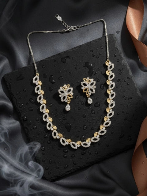 Women's Brass Silver Plated Necklace set (Silver)