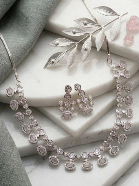 Women's Brass Silver Plated Necklace set (White)
