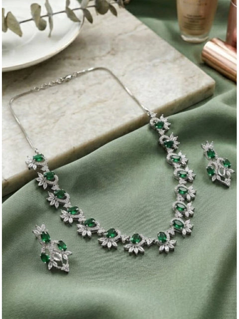 Women's Brass Silver Plated Necklace set (Green)