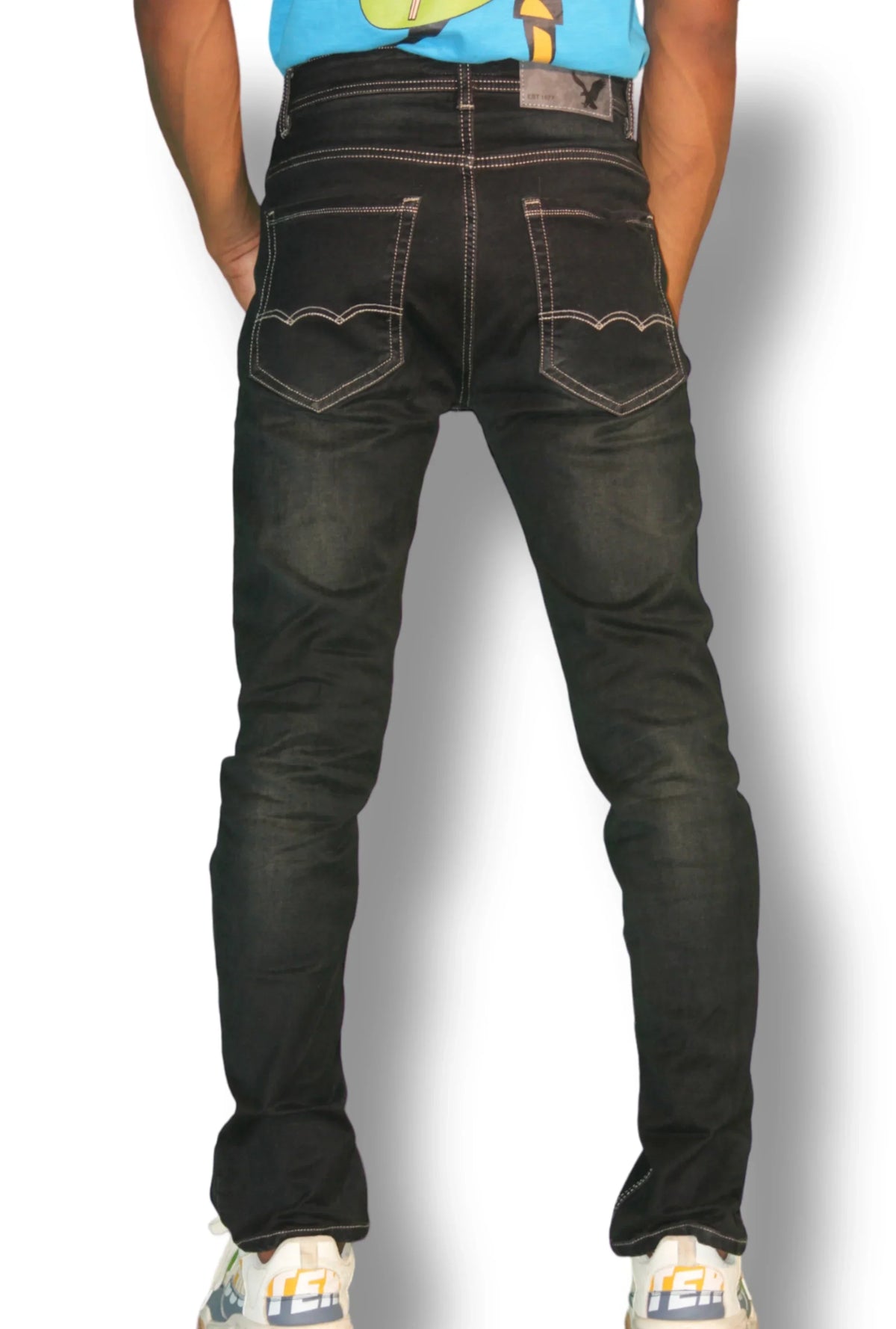 Whisker Regular Jeans