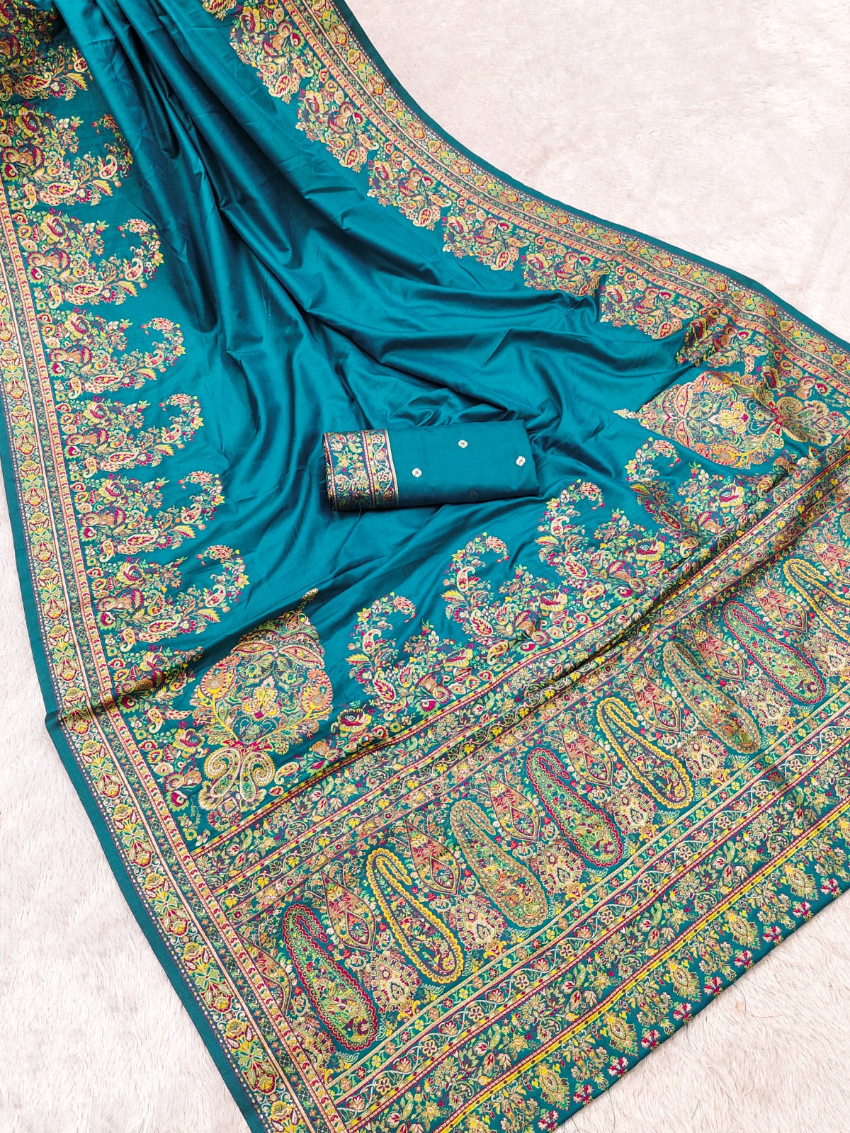 Super soft pure (unique collection) party wear karani pashmina Silk