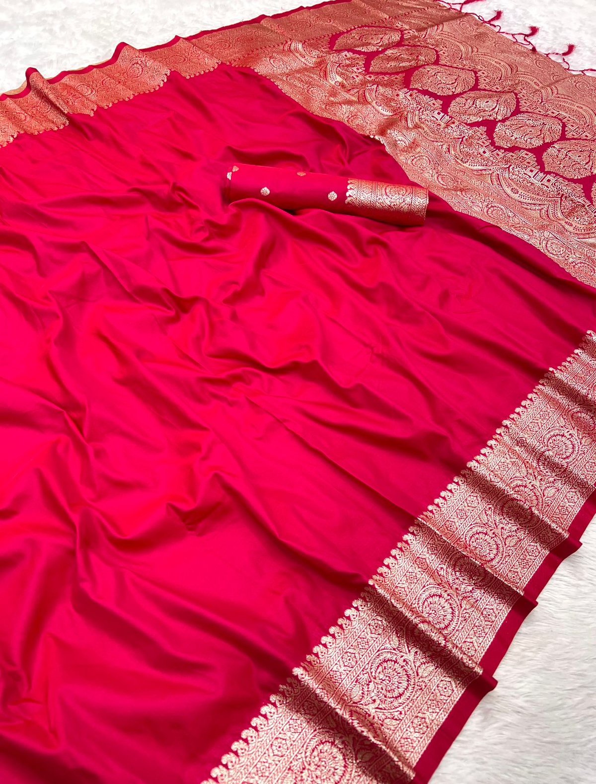 Premium quality pure doulton banarasi Silk
