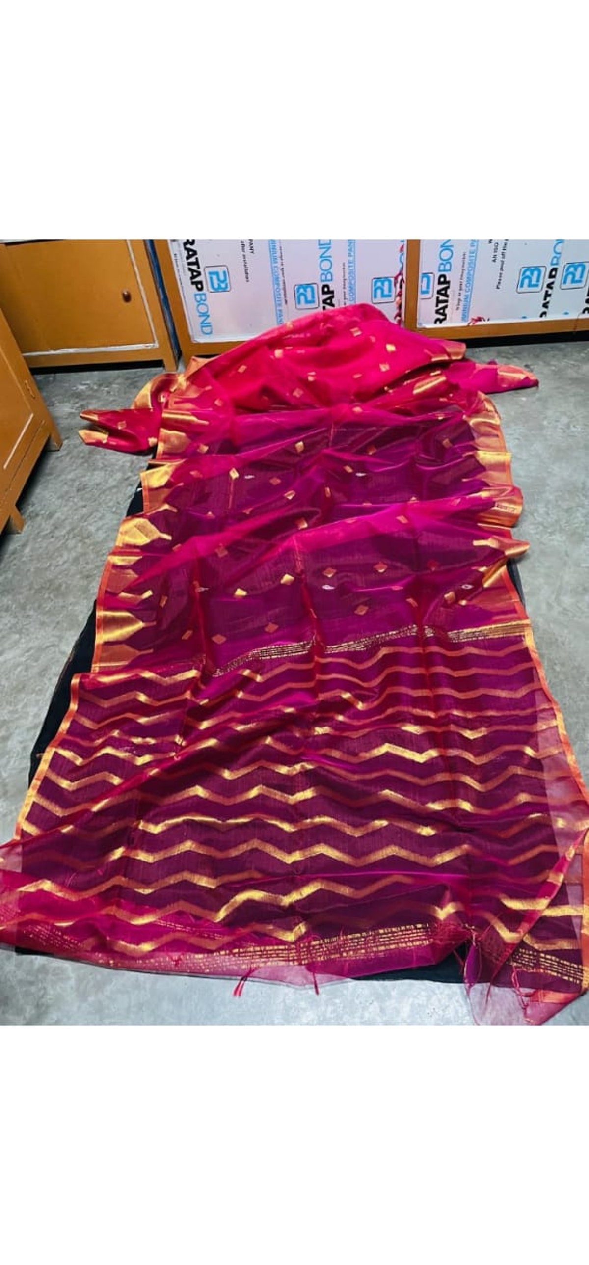 EXCLUSIVE PRIMIUM QUALITY COPAR ZORI SIKUAENS MALL COTTON SAREE