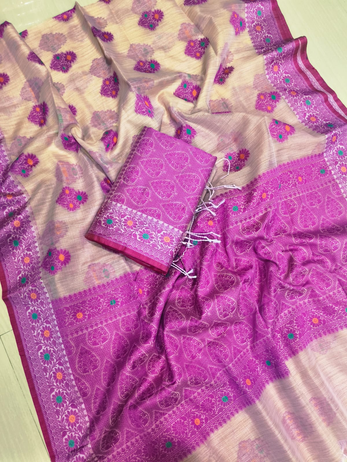 Premium Rajasthani Gadhwal Silk Saree – All Over Floral Meena Design