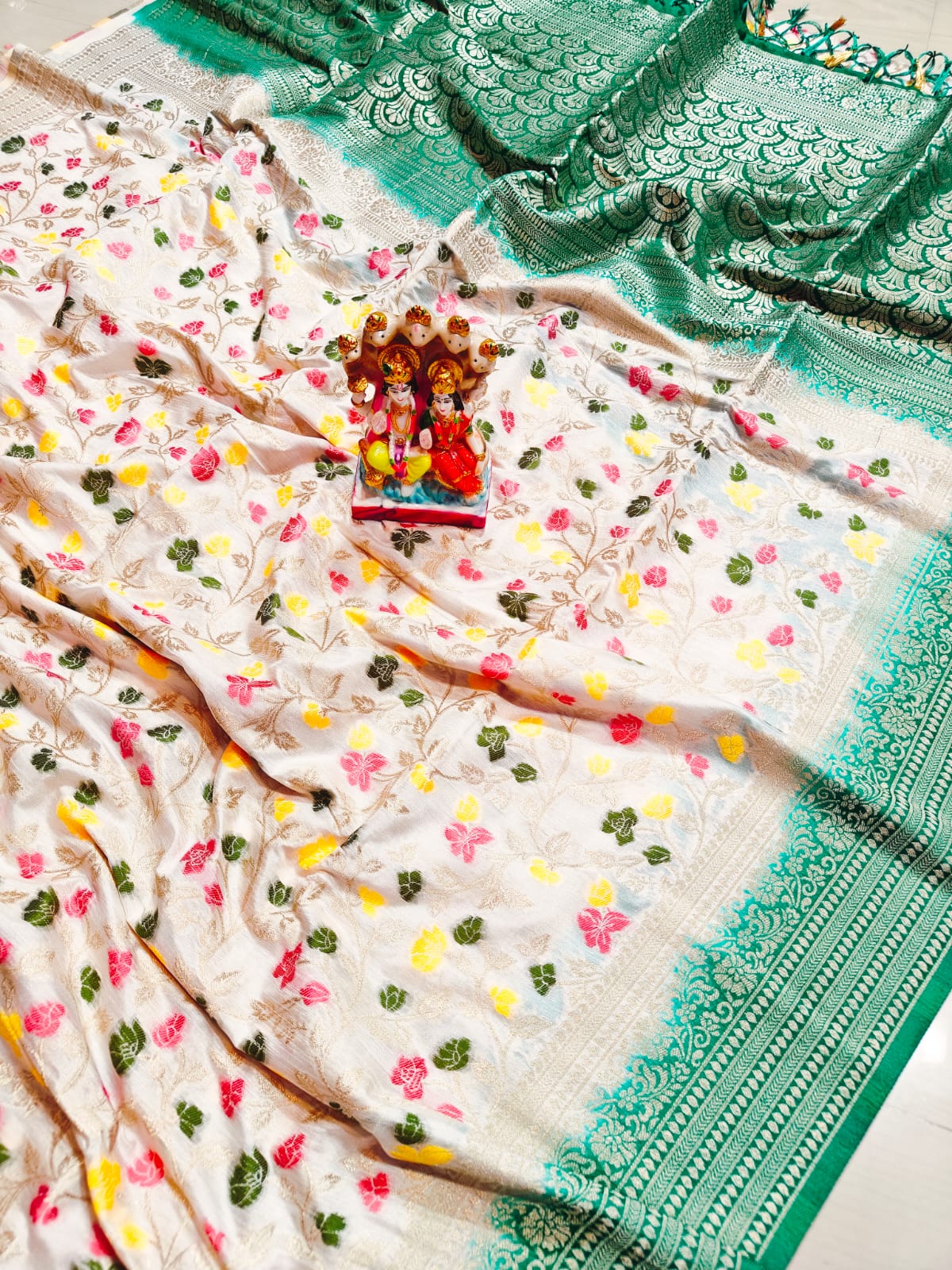 Soft Allover Meena khaddi pashmina silk