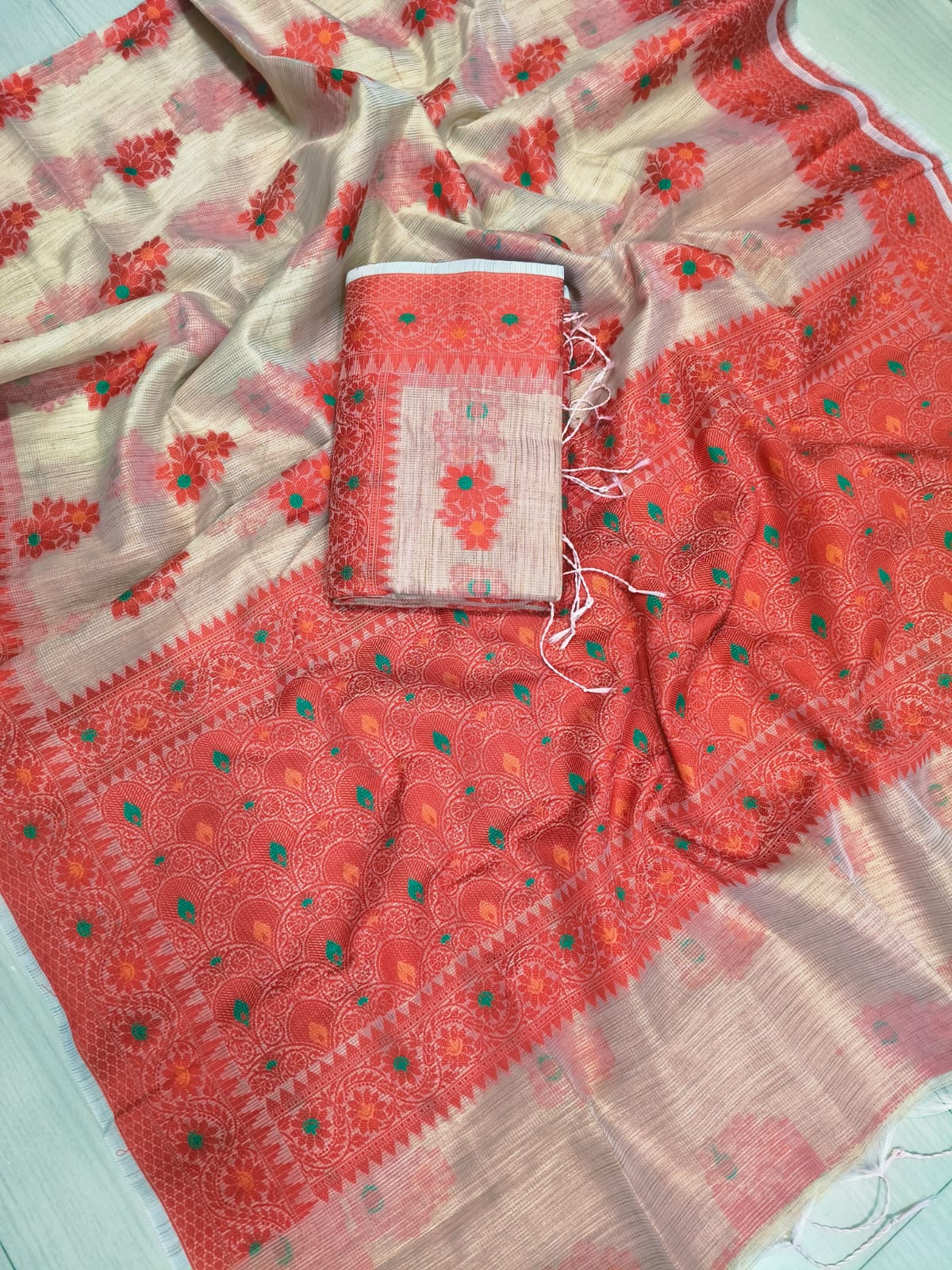Premium Rajasthani Gadhwal Silk Saree – All Over Floral Meena Design