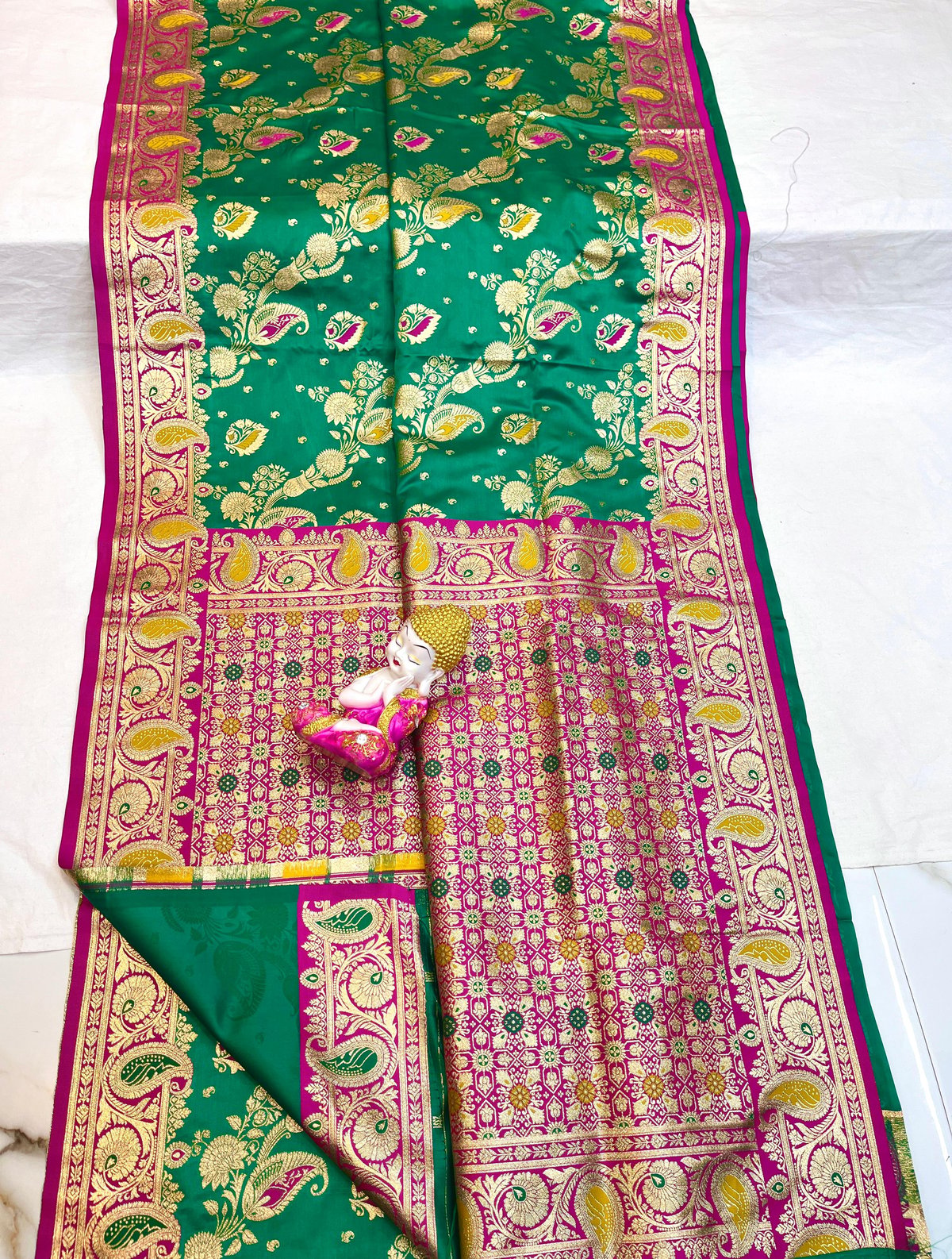 ALL BODY MINA ARA SATING SHILK SAREE