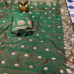 Super soft pure doulton lite weight open border banarasi Silk